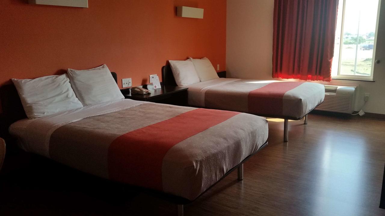 Hotel Baymont By Wyndham Williston Zewnętrze zdjęcie