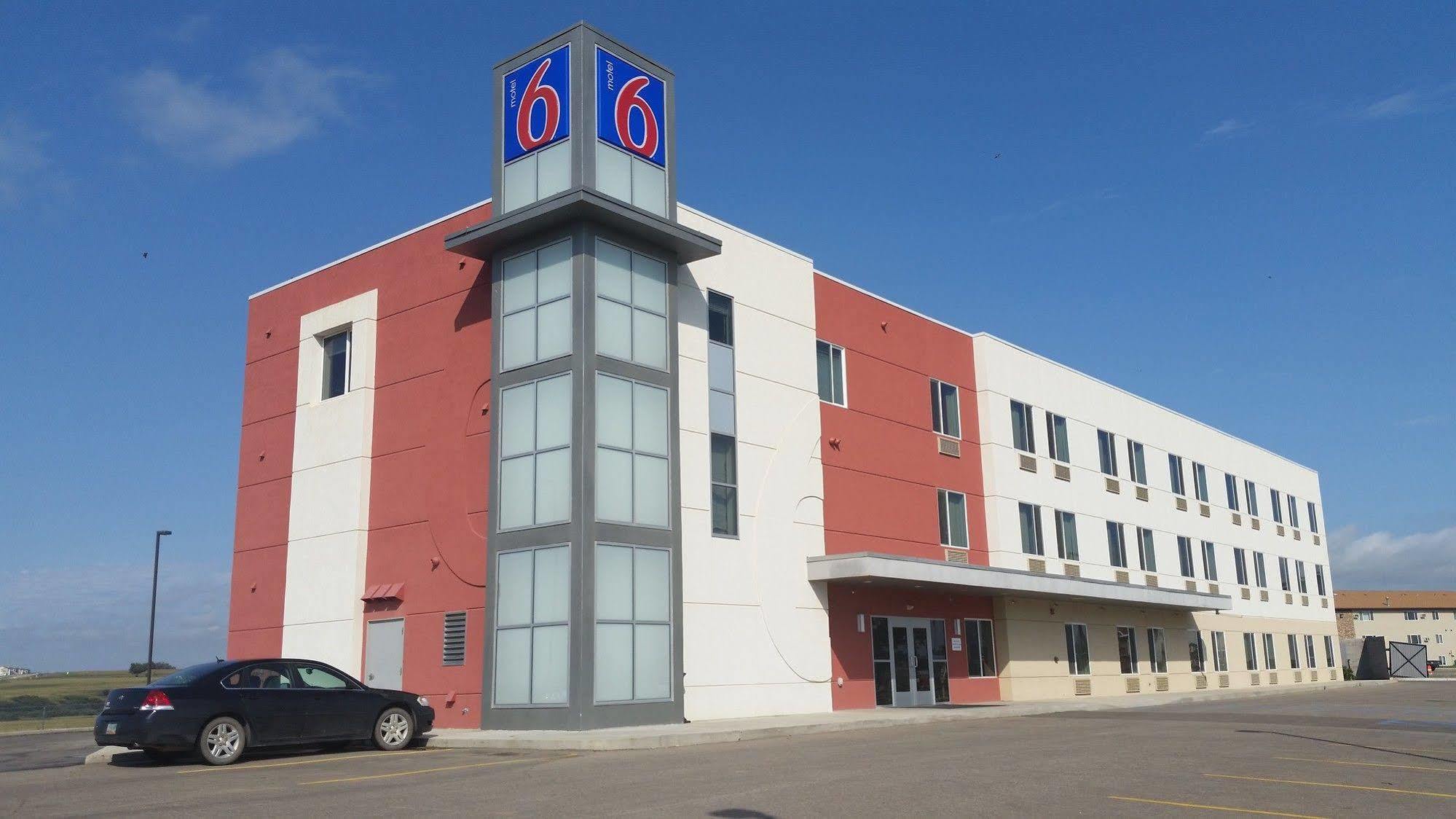 Hotel Baymont By Wyndham Williston Zewnętrze zdjęcie